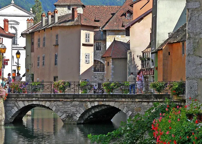 L'ecrin, T2 Centre Et Lac